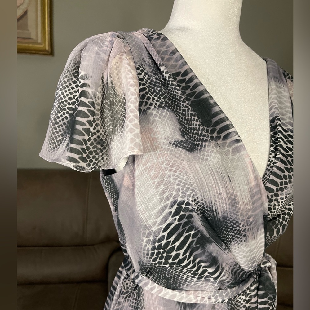 DKNY Purple Charcoal Snake Print High Low Flutter Sleeve Dress Sz 10 Summer Date - Picture 13 of 16